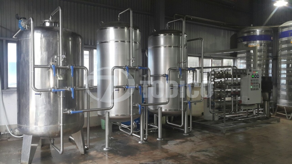 Hệ thống xử lý nước uống tinh khiết 